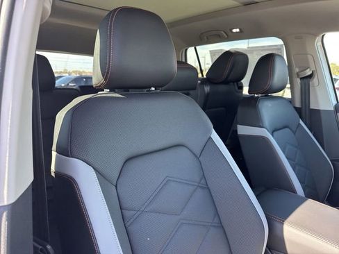 New 2026 Volkswagen Atlas Peak Edition AWD/4WD image 25