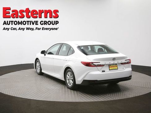 Used 2025 Toyota Camry LE image 64