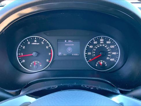 Used 2023 Kia Seltos S image 23