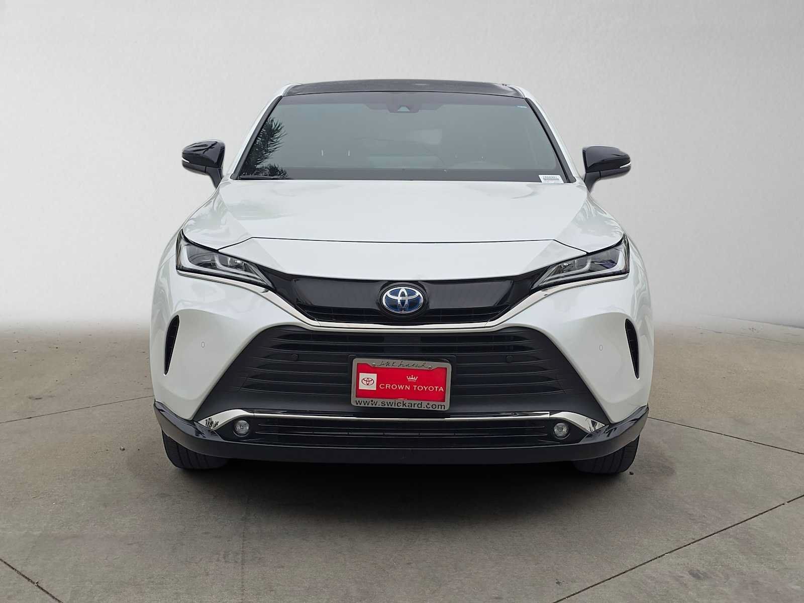 Certified 2024 Toyota Venza Nightshade AWD/4WD image 8