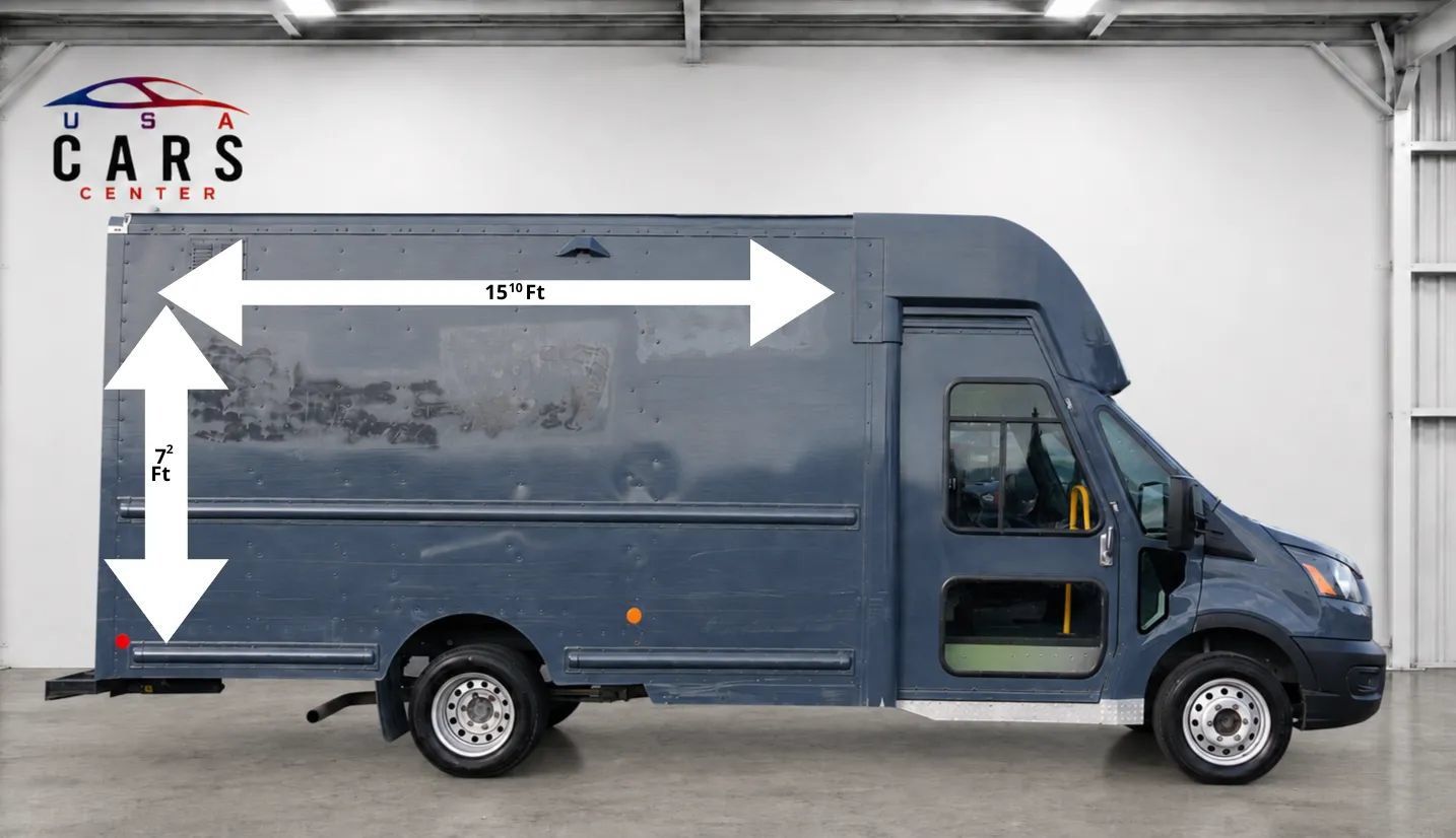 Used 2021 Ford Transit 350 DRW RWD image 3