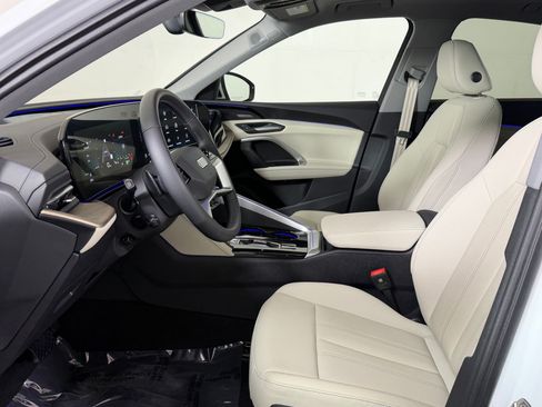 Used 2025 Audi Q5 Premium Plus AWD/4WD image 5