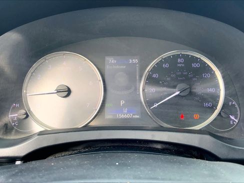 Used 2017 Lexus IS 200t image 25