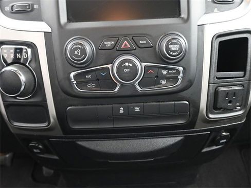 Used 2017 RAM 1500 Lone Star image 29