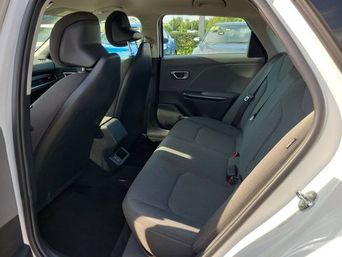Used 2025 Kia K4 FWD image 9