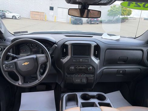 Used 2021 Chevrolet Silverado 1500 Custom AWD/4WD image 13