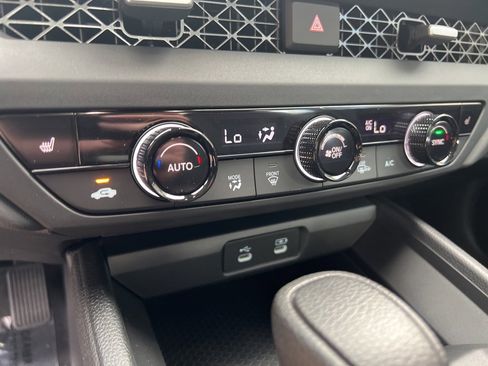 New 2025 Honda Accord SE image 13