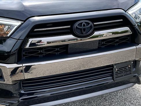 Used 2020 Toyota 4Runner Nightshade image 30