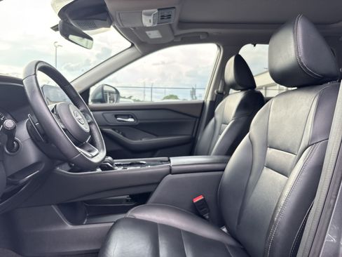 Used 2023 Nissan Rogue SL w/ SL Premium Package FWD image 13