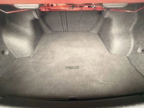 Used 2020 Nissan Altima 2.5 SL FWD image 18