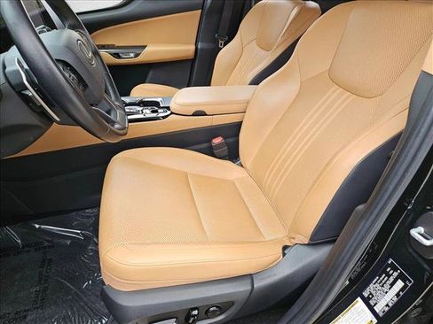 Used 2022 Lexus NX 250 FWD w/ Towing Package (2000 Lbs) image 15