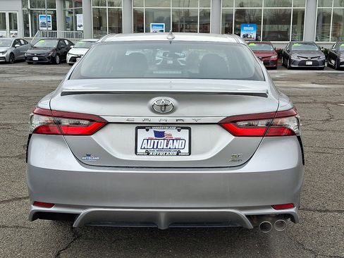 Used 2023 Toyota Camry SE image 6