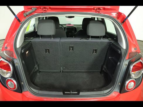 Used 2014 Chevrolet Sonic LT FWD image 11