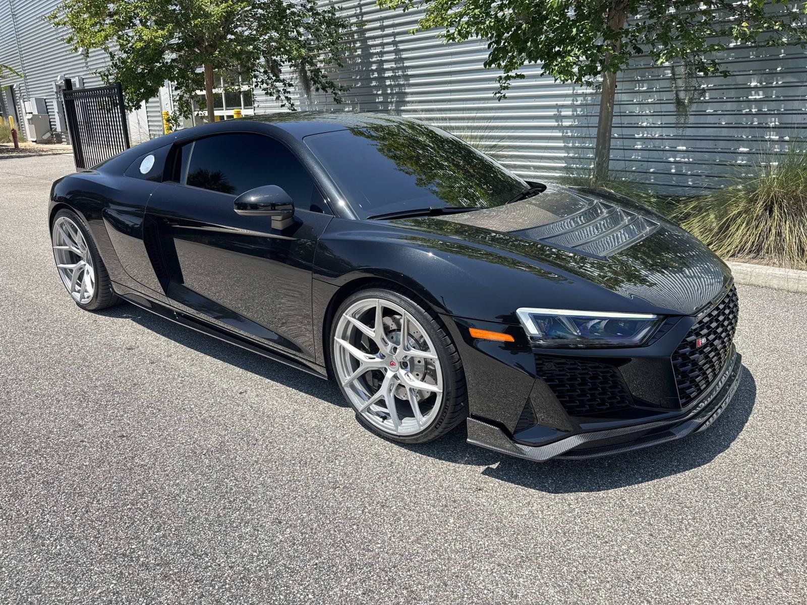 Used 2023 Audi R8 V10 performance RWD image 4