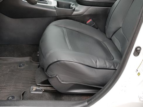 Used 2023 Toyota RAV4 LE image 13