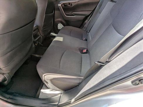 Used 2020 Toyota RAV4 LE image 15