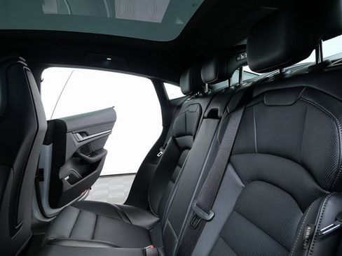 Certified 2025 Porsche Taycan image 18