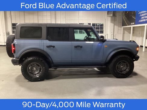 Used 2024 Ford Bronco Badlands image 8