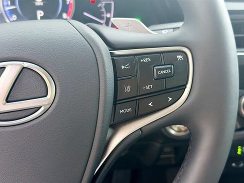 Used 2022 Lexus ES 350 w/ Premium Package FWD image 38