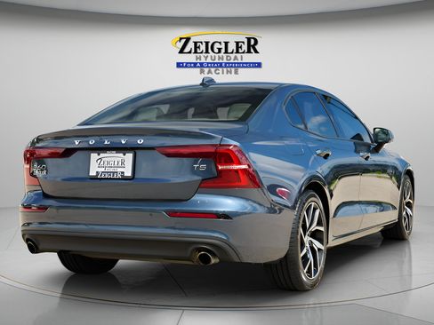 Used 2020 Volvo S60 T5 Momentum w/ Protection Package FWD image 7