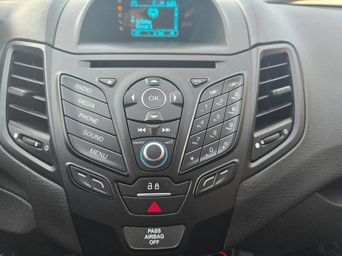 Used 2016 Ford Fiesta SE FWD image 31