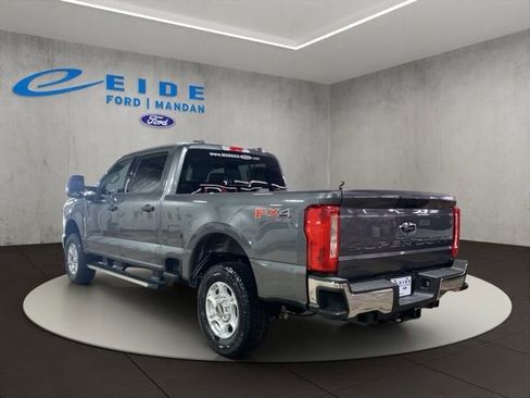 New 2026 Ford F250 XLT w/ FX4 Off-Road Package AWD/4WD image 4