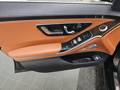 Used 2023 Mercedes-Benz S 500 4MATIC image 10