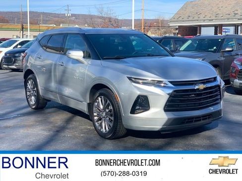 Used 2020 Chevrolet Blazer Premier AWD/4WD image 1