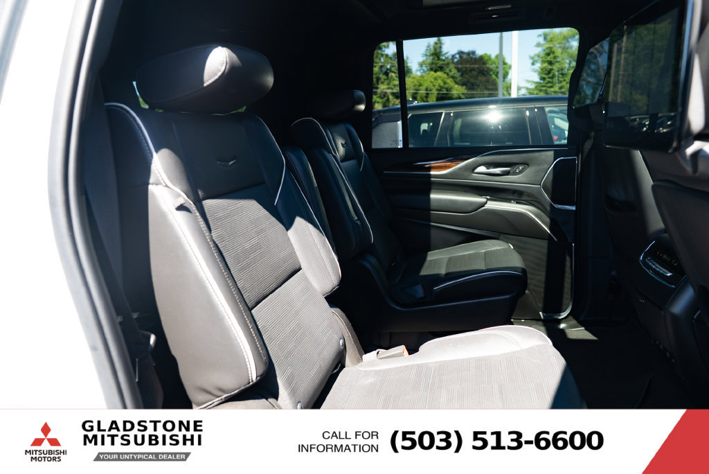 Used 2021 Cadillac Escalade ESV Premium Luxury w/ Performance Package AWD/4WD image 22