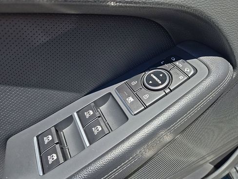 Used 2018 Genesis G80 3.8 w/ Option Group 02 AWD/4WD image 28