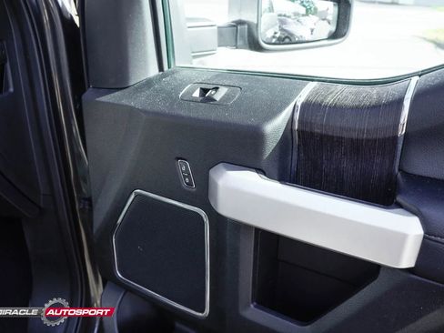 Used 2020 Ford F350 Lariat image 29