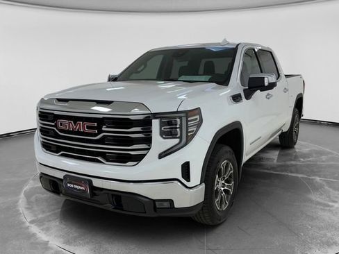 Used 2025 GMC Sierra 1500 SLT AWD/4WD image 7