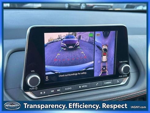 Used 2025 Nissan Rogue SV image 28