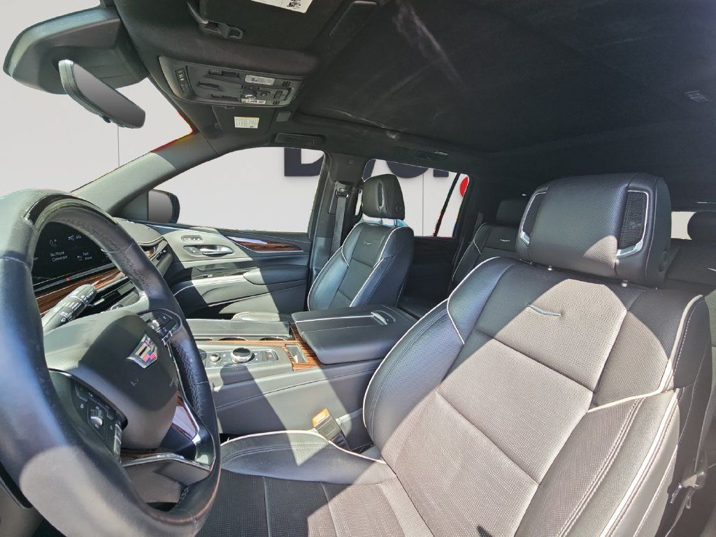 Used 2022 Cadillac Escalade ESV Premium Luxury AWD/4WD image 10