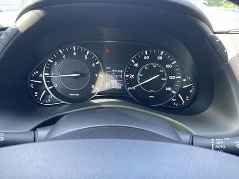 Used 2019 Nissan Armada Platinum w/ Captain's Chairs Package AWD/4WD image 27