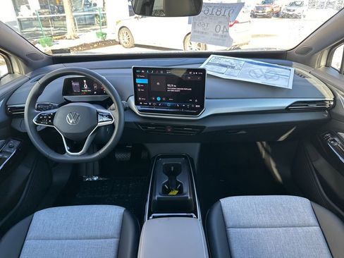 New 2025 Volkswagen ID.4 Pro image 12