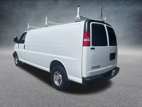 Used 2021 Chevrolet Express 2500 Extended image 7