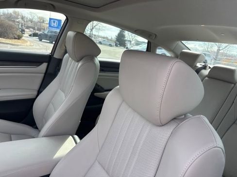 Certified 2022 Honda Accord Touring image 13