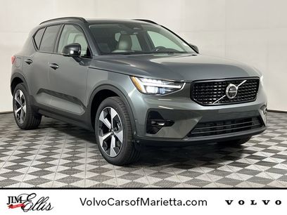 New 2026 Volvo XC40 B5 Plus w/ Protection Package Premier