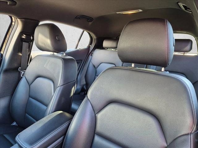 Used 2020 Mercedes-Benz GLA 250 image 13