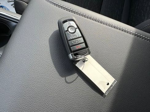 New 2025 Ford F150 XLT w/ Equipment Group 302A MID image 58