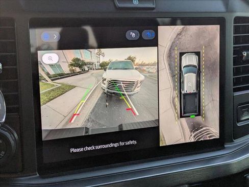 Used 2025 Ford F250 Lariat w/ Lariat Ultimate Package image 8