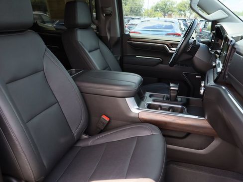 Certified 2023 GMC Sierra 1500 SLT w/ SLT Premium Package AWD/4WD image 27
