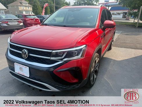 Used 2022 Volkswagen Taos SEL w/ Panoramic Sunroof Package AWD/4WD image 7
