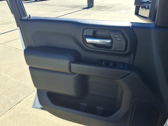 Used 2025 Chevrolet Silverado 2500 Custom w/ Custom Value Package AWD/4WD image 19