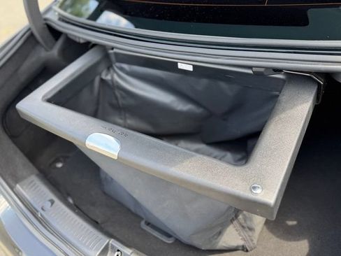 Used 2020 Mercedes-Benz E 350 4MATIC Sedan image 39