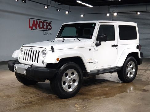 Used 2014 Jeep Wrangler Sahara w/ Connectivity Group AWD/4WD image 3