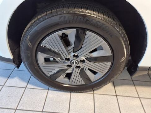 Used 2026 Nissan Murano SL AWD/4WD image 5