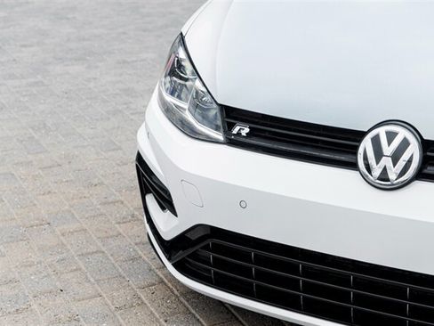 Used 2019 Volkswagen Golf R 4-Door AWD/4WD image 10