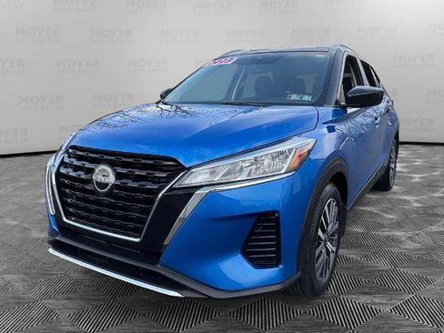 Certified 2023 Nissan Kicks SV FWD image 1